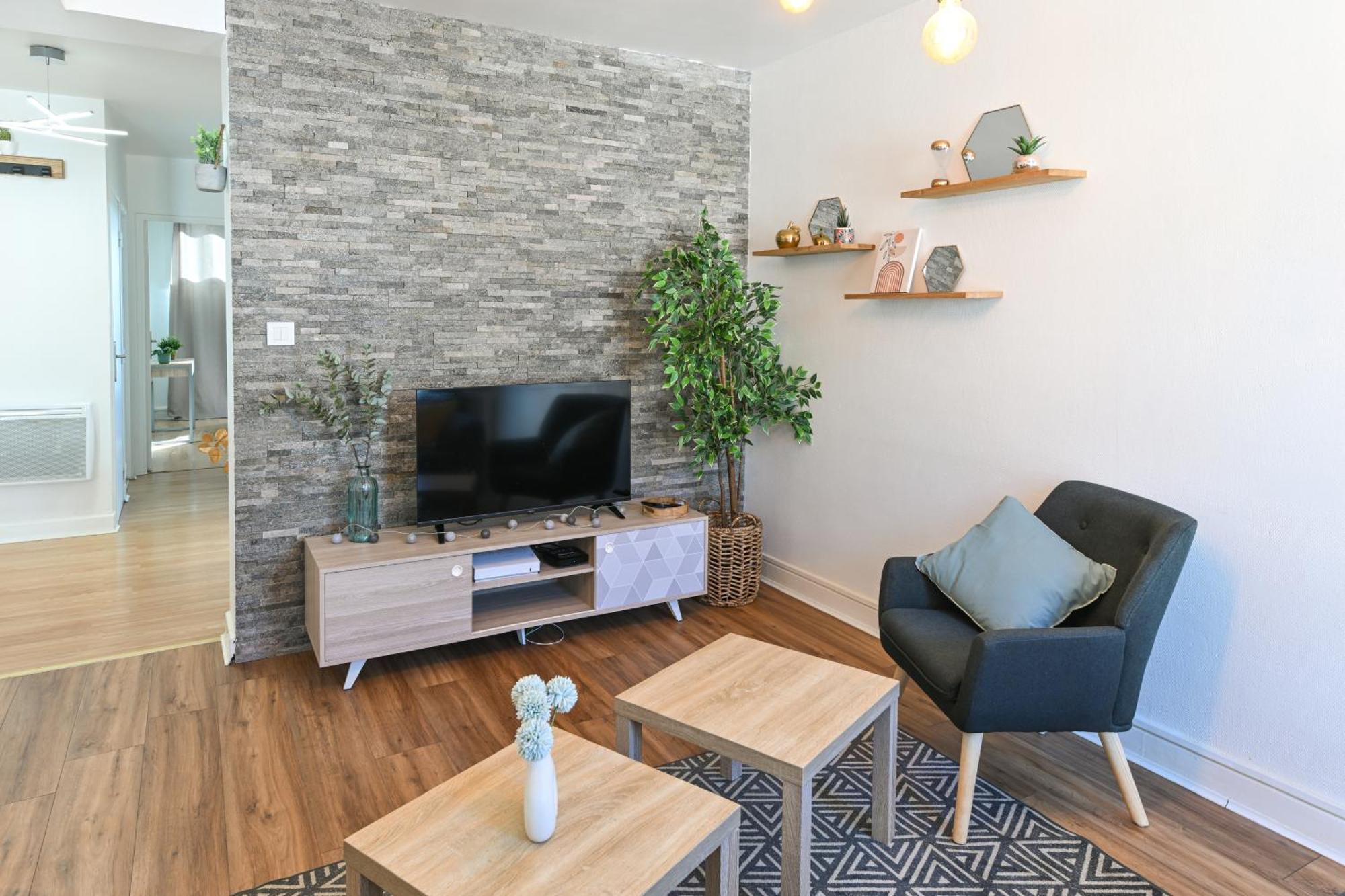 Grand Appartement Avec Balcon Hyper - Centre Тарб Екстер'єр фото